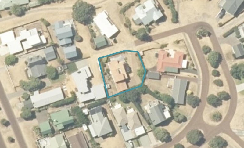 13 Champion Place, Pauanui - Carousel 1