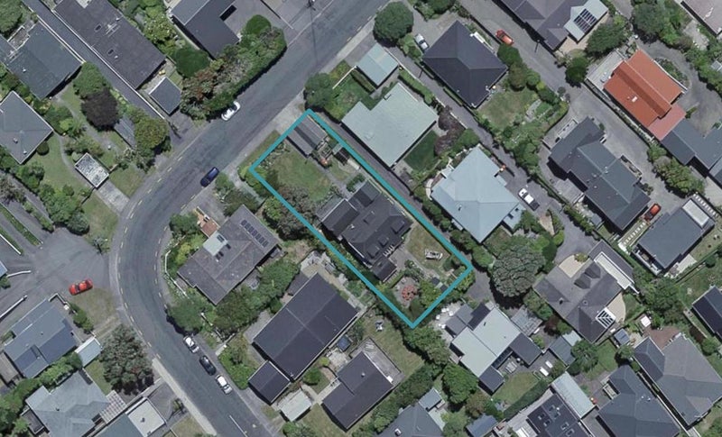21 Izard Road, Khandallah, Wellington - Carousel 1