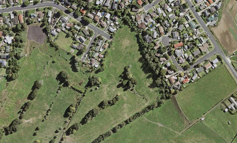 75 Bellfield Road, Ōpaheke, Papakura - Carousel 1