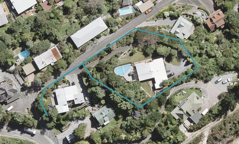 4 Hobbit Lane, Pinehaven, Upper Hutt - Carousel 1