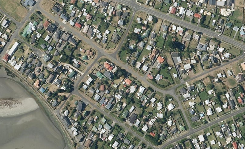 16 Roore Street, Foxton Beach, Foxton - Carousel 1