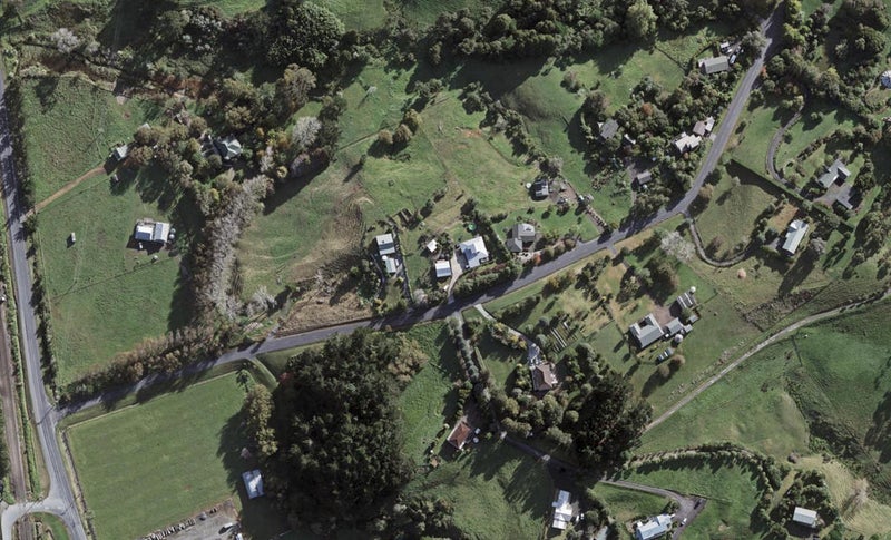 31 Pipitiwai Drive, Kaukapakapa - Carousel 1