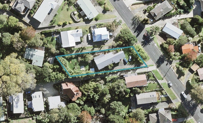 23 Marina Road, Torbay, Auckland - Carousel 1