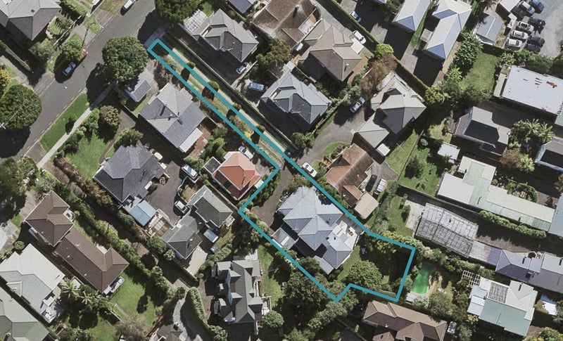 12 Matai Road, Greenlane, Auckland - Carousel 1