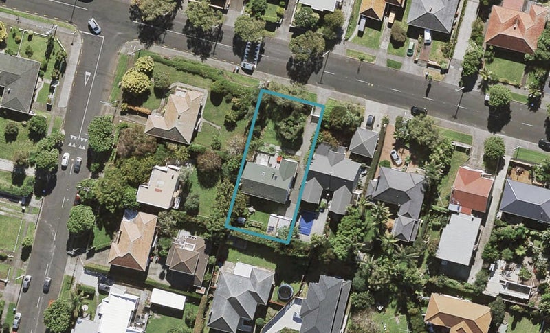 112 Landscape Road, Mount Eden, Auckland - Carousel 1