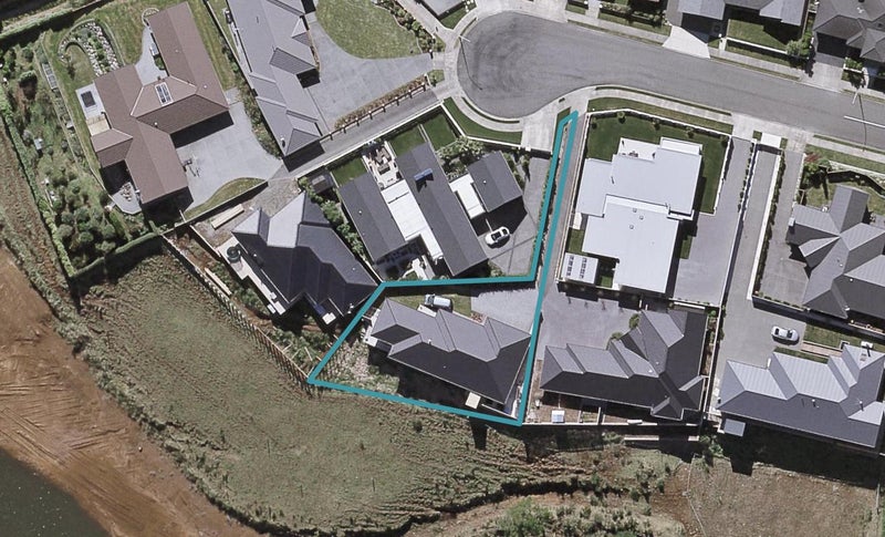 3B Tupuhi Place, Highlands Park, New Plymouth - Carousel 1