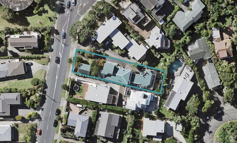2/175 East Coast Road, Castor Bay, Auckland - Carousel 1