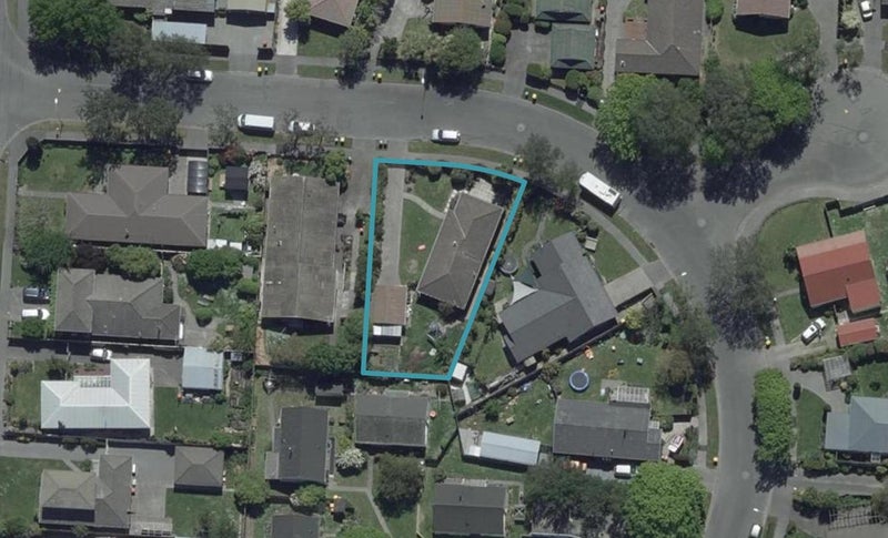 6 Clivedon Place, Redwood, Christchurch - Carousel 1