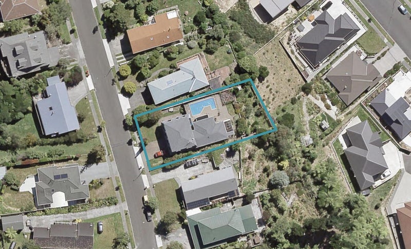 9 Seymour Grove, Kingsley Heights, Upper Hutt - Carousel 1