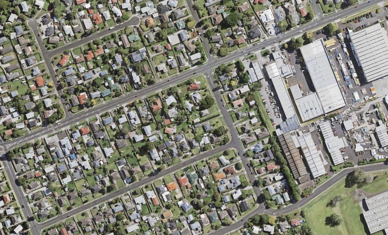 6/5 Fields Road, Manurewa, Auckland - Carousel 1