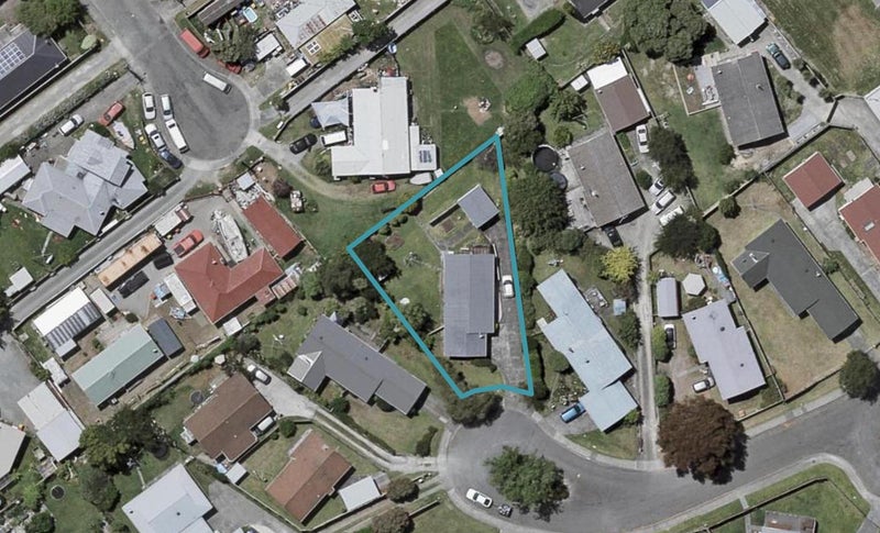 54 Parakai Street, Paraparaumu - Carousel 1