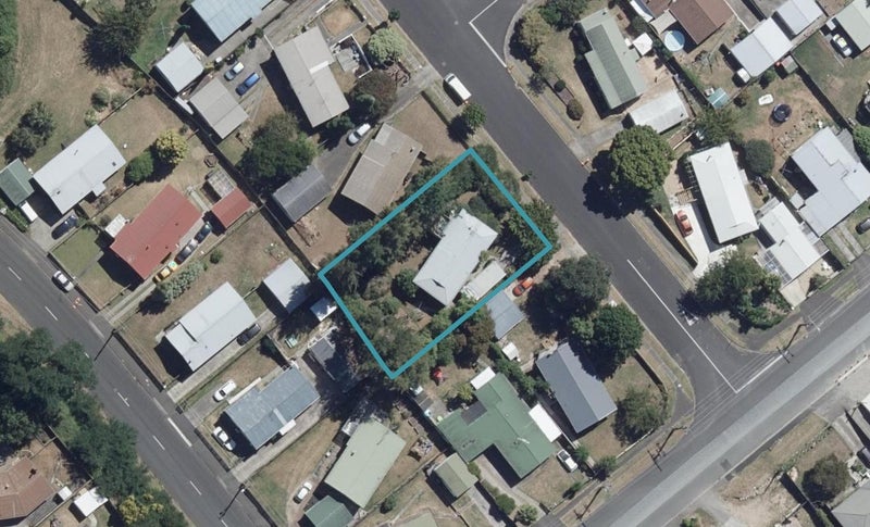 3 Riley Place, Fitzroy, Hamilton - Carousel 1