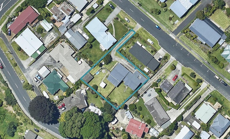 37 Twentysecond Avenue, Gate Pa, Tauranga - Carousel 1