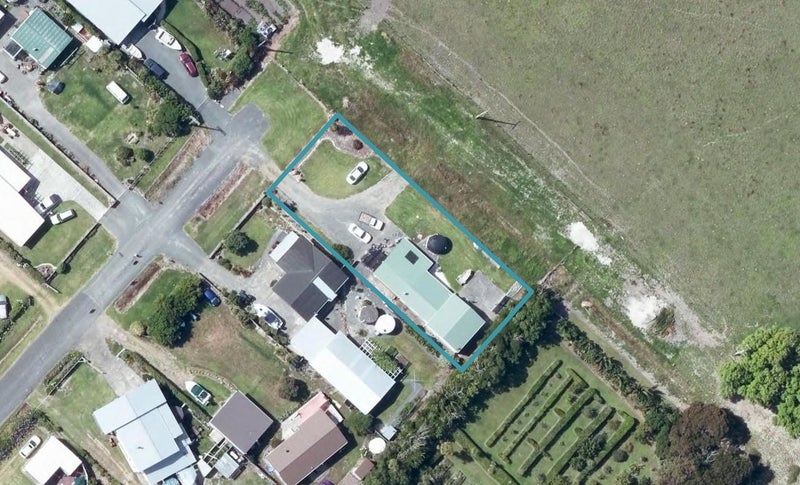 129 Fortescue Street, MAHIA, NUHAKA - Carousel 1
