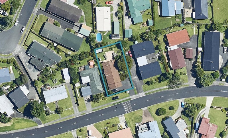 100 Hinewa Road, Otumoetai, Tauranga - Carousel 1