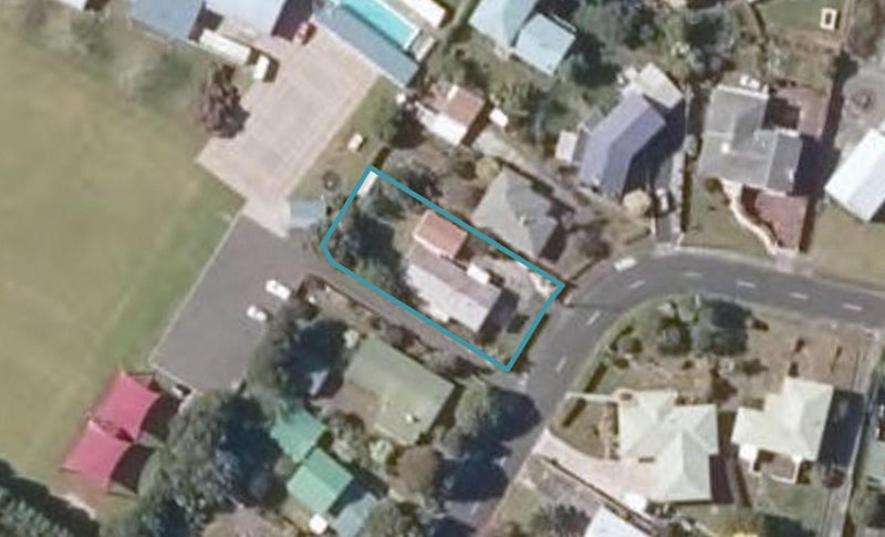 14 Beverley Crescent, Whangarei - Carousel 1
