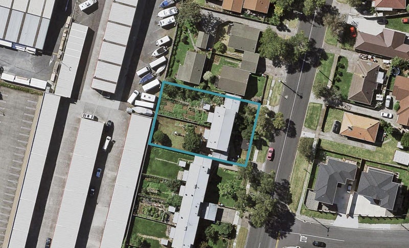 82 Pilkington Road, Panmure, Auckland - Carousel 1