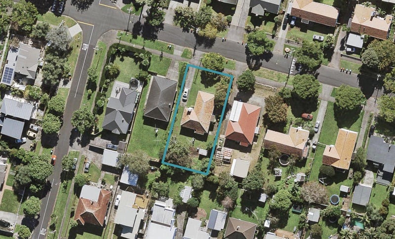 35 Parrish Road, Sandringham, Auckland - Carousel 1