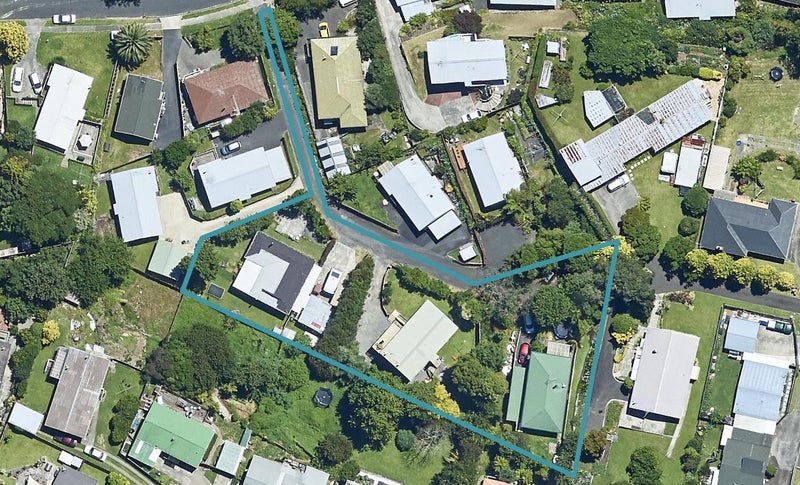 4 Peppertree Way, Brookfield, Tauranga - Carousel 1
