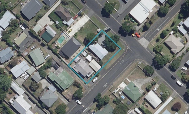 9 Walsh Street, Forest Lake, Hamilton - Carousel 1