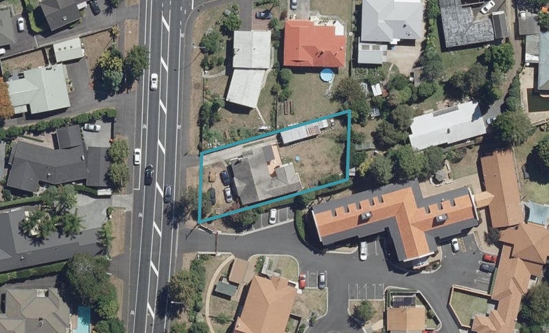 700 River Road, Chartwell, Hamilton - Carousel 1
