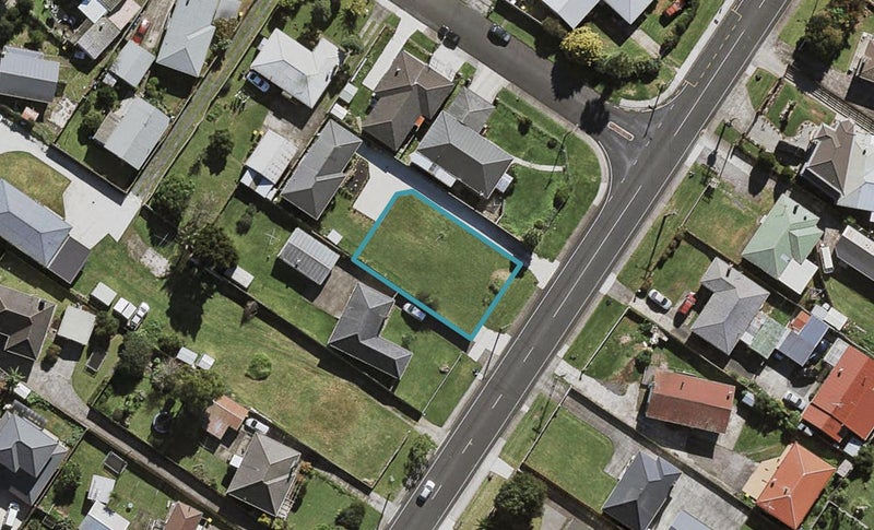 22A Pembroke Street, Papatoetoe, Auckland - Carousel 1