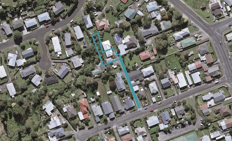 1/12A Walsh Road, Westown, New Plymouth - Carousel 1