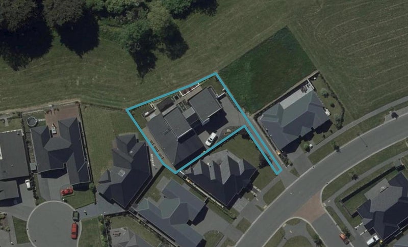29 Euphrasie Drive, Aidanfield, Christchurch - Carousel 1