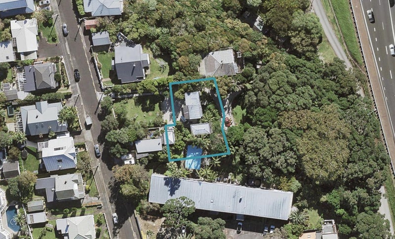77A Princes Street, Northcote Point, Auckland - Carousel 1