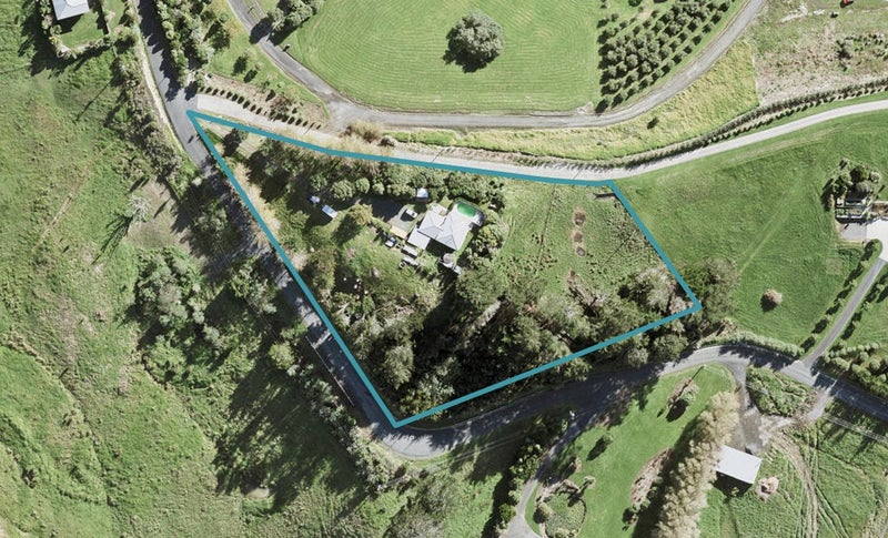17 Newman Road, Stillwater, Silverdale - Carousel 1