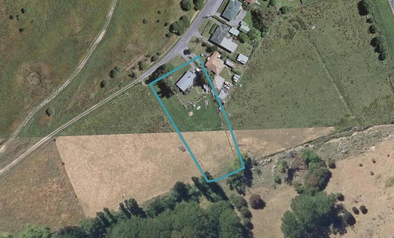 27 Blackhill Road, Tinui - Carousel 1