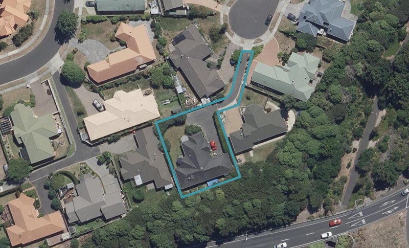 15 Makepeace Place, Flagstaff, Hamilton - Carousel 1