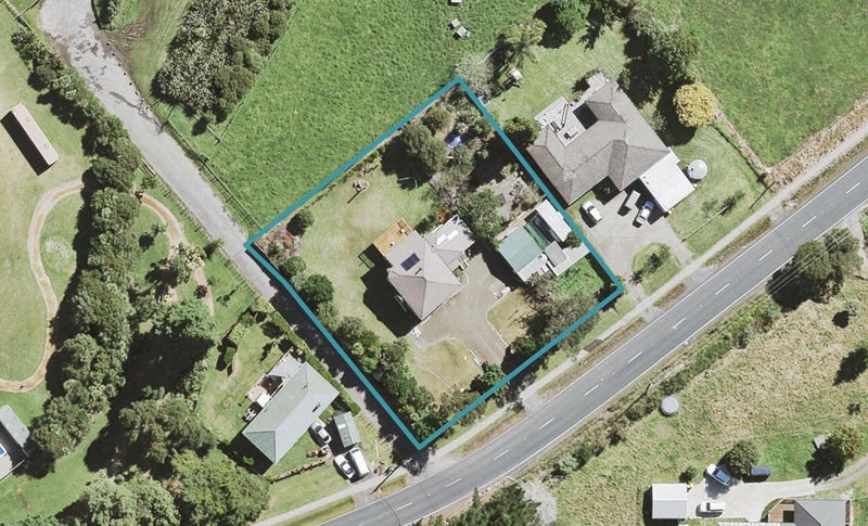 387 Henderson Valley Road, Henderson Valley, Auckland - Carousel 1