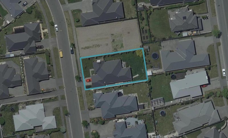 79 Somerville Crescent, Aidanfield, Christchurch - Carousel 1