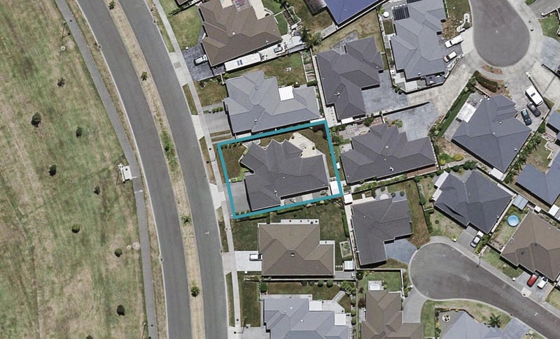 20 Orotu Drive, Poraiti, Napier - Carousel 1