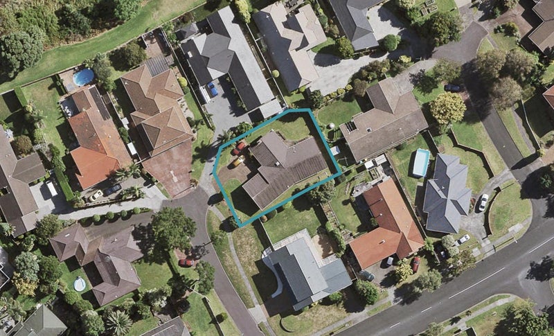 3 Riksha Place, Conifer Grove, Takanini - Carousel 1