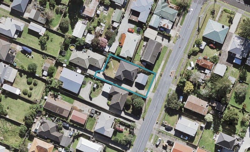 58 Kelwyn Road, Kelston, Auckland - Carousel 1
