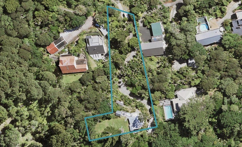 14 Kohu Road, Titirangi, Auckland - Carousel 1