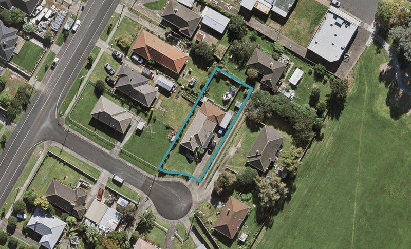 4 Trembath Avenue, Mangere East, Auckland - Carousel 1