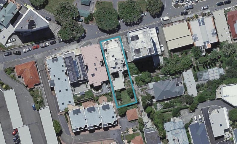 212 Oriental Parade, Oriental Bay, Wellington - Carousel 1