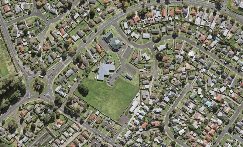 133 Ngae Place, Mangere East, Auckland - Carousel 1