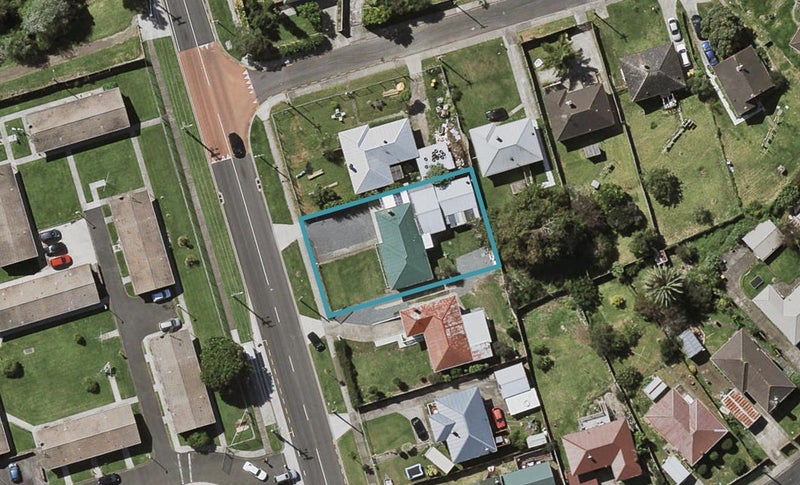 21 Hills Road, Otara, Auckland - Carousel 1