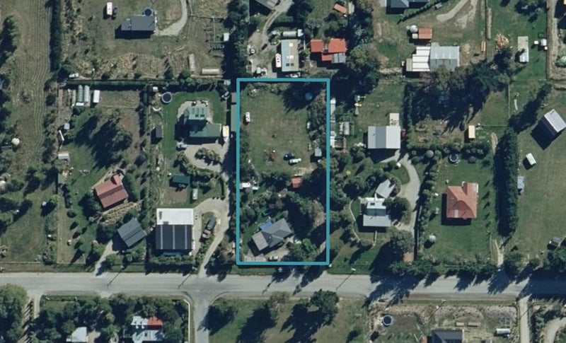 22 Loach Road, Wanaka - Carousel 1