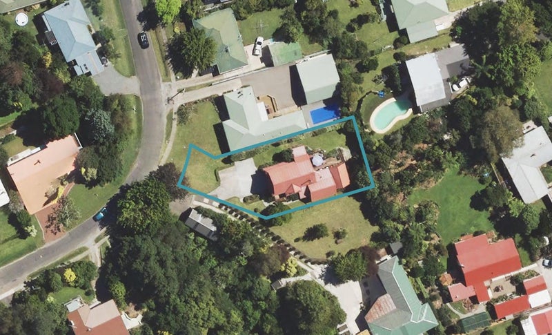 15A Marian Drive, Inner Kaiti, Gisborne - Carousel 1