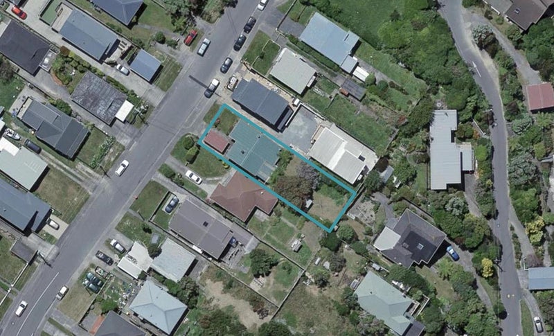 33 Tarawera Road, Johnsonville, Wellington - Carousel 1