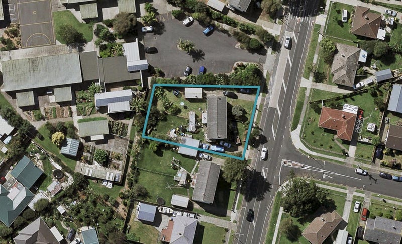 196 Preston Road, Ōtara, Auckland - Carousel 1