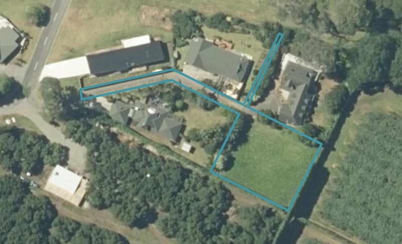 100 Tangitarori Lane, Pauanui, Hikuai - Carousel 1