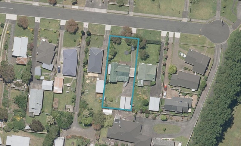 17 Nikau Street, Tawhero, Whanganui - Carousel 1