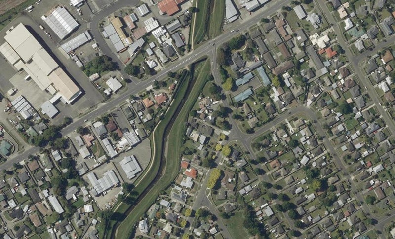 2 Birmingham Street, Takaro, Palmerston North - Carousel 1