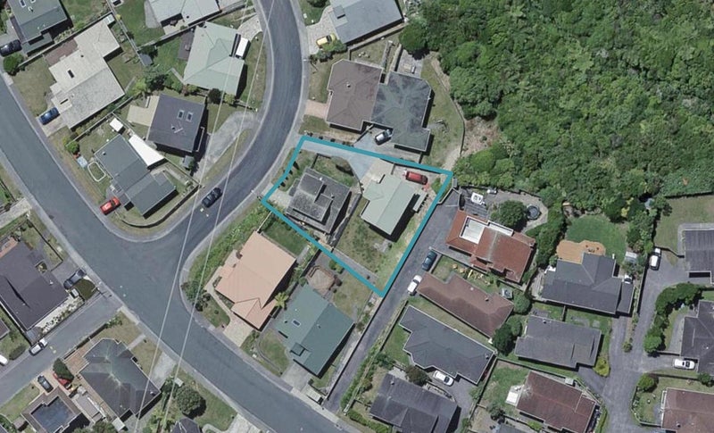 2/4 Northwood Close, Woodridge, Wellington - Carousel 1